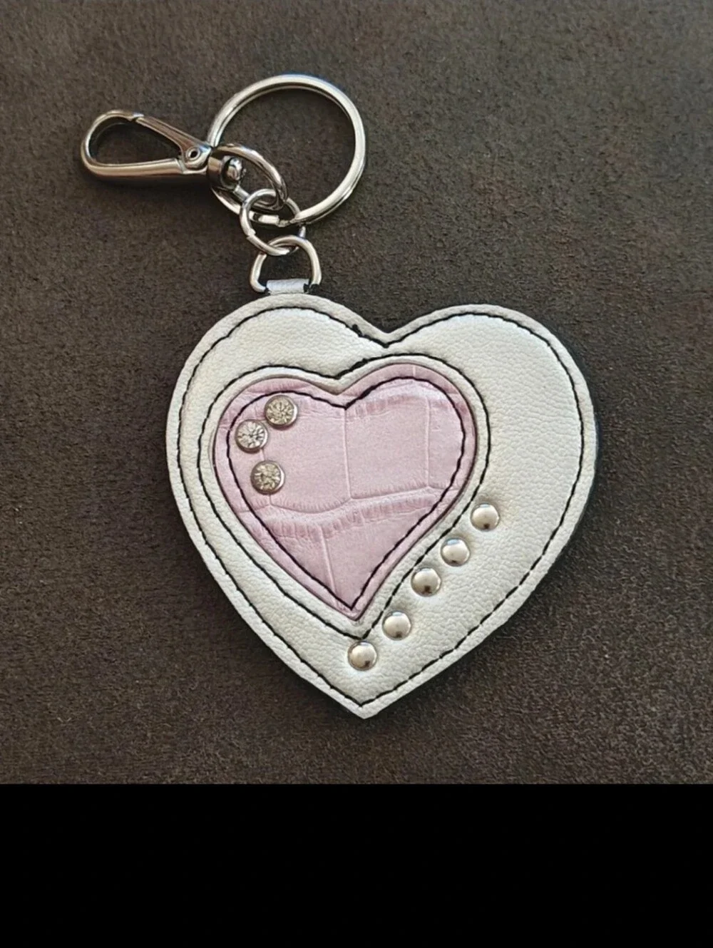 Early 2000s Kathy Van Zeeland Studded Leather Heart Purse Charm Keychain.